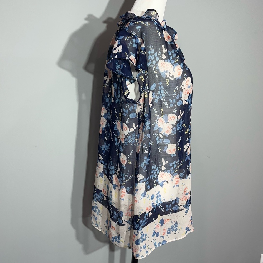 Motherhood Sheer Maternity Top - Picture 3 of 11